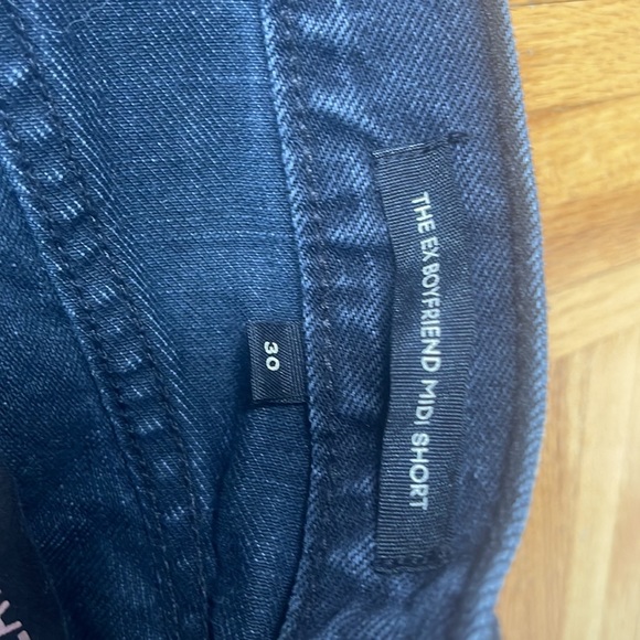 Aritzia Denim Forum "The Ex-Boyfriend Midi Short" - Picture 2 of 2
